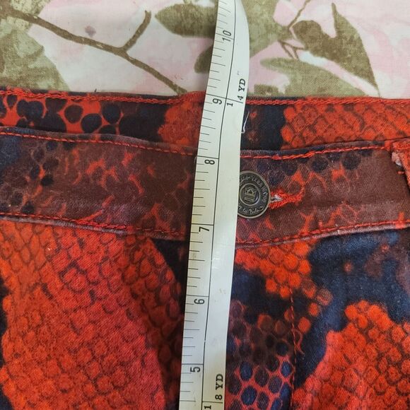 Red Snake Print Women Jeans - Picture 6 of 11